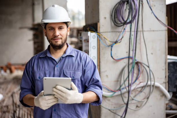 Best Circuit Breaker Repair  in Turner, OR